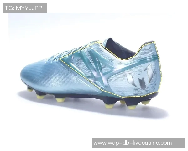 梅西的足球鞋背后的科技与设计揭秘,助力他创造传奇足球生涯 梅西的足球鞋背后的科技与设计揭秘,助力他创造传奇足球生涯